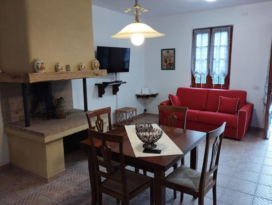 Tivegna Villa Degli Ulivi מראה חיצוני תמונה