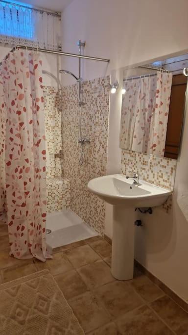 Tivegna Villa Degli Ulivi מראה חיצוני תמונה